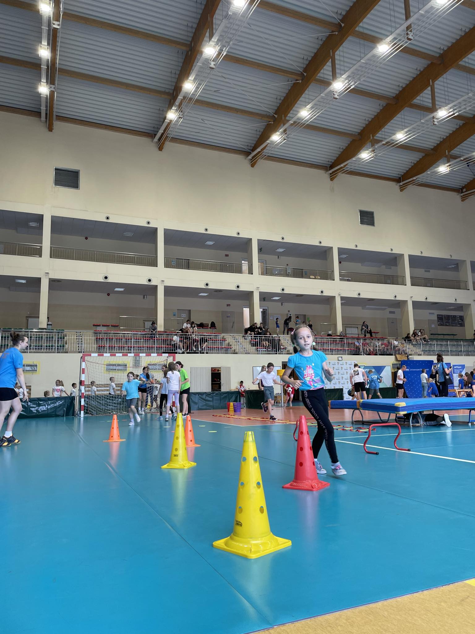 SPR Handball Rzeszów po raz kolejny wziął udział w #MiniOlimpiadySzkolnej w Zespole Szkół Sportowych w Rzeszowie